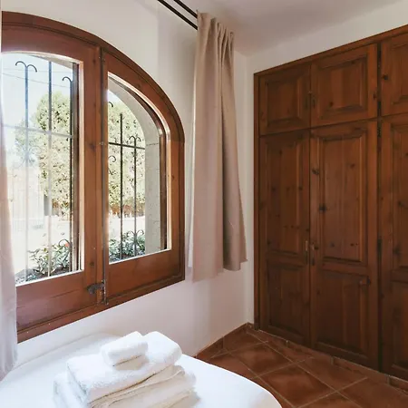 Pony Villa